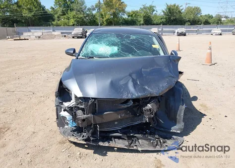 2021 Kia Forte Lxs z USA, uszkodzony, nr VIN 3KPF24AD5ME289208